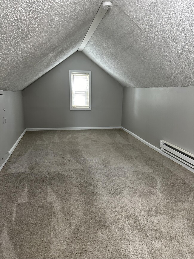 Building Photo - 12939 Devoe St