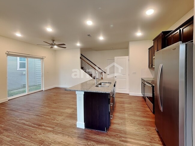 Building Photo - 33064 Eagle Peak Ln