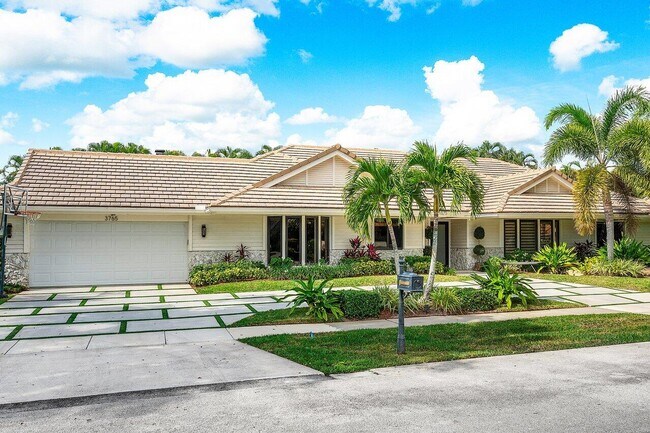 Foto del edificio - 3765 Kings Way