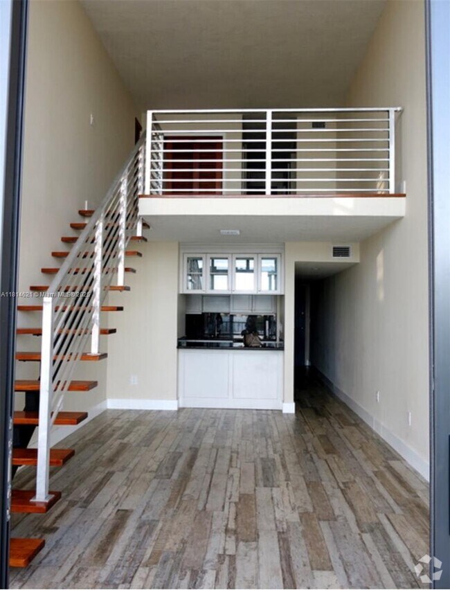 Building Photo - 7899 NE Bayshore Ct