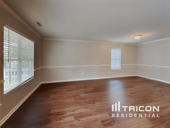 Foto del edificio - 264 Farrington Dr