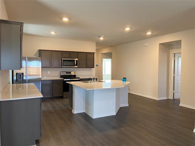 Building Photo - 1501 Bridle Dr