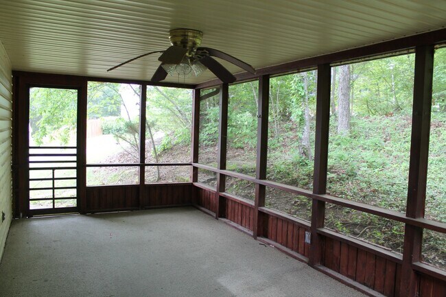 Foto del edificio - Prime location!  Award winning Oak Ridge Schools