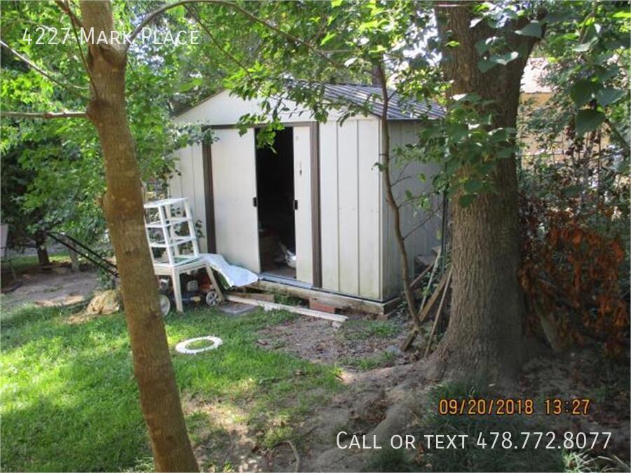 Building Photo - 4227 Mark Pl