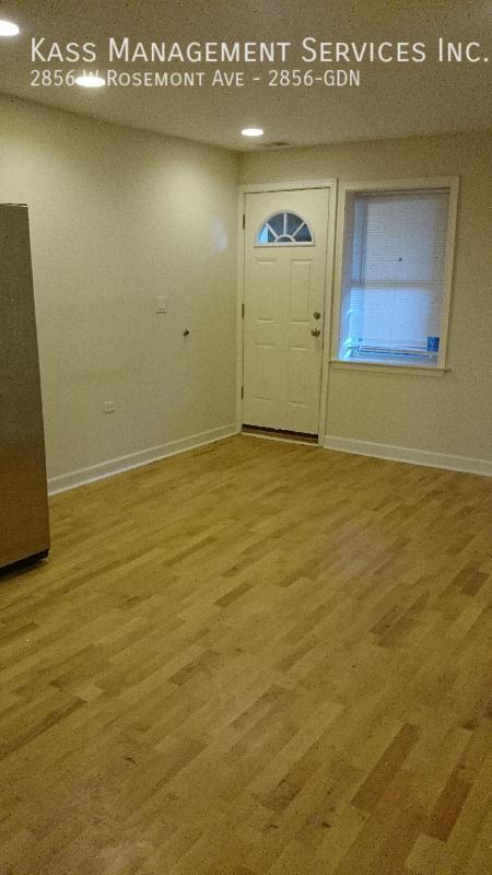 Foto del edificio - 2856 W Rosemont Ave