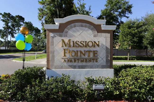 Foto del edificio - Mission Pointe