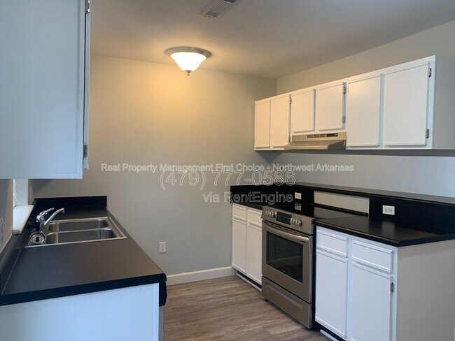 Building Photo - 1866 N Scull Creek Dr