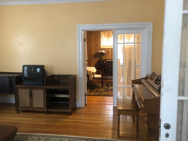 Foto del edificio - 69 Oak St