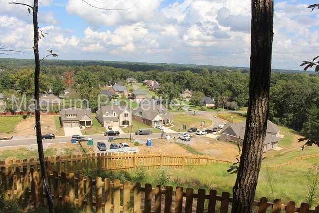 Building Photo - 1470 Woodridge Pl