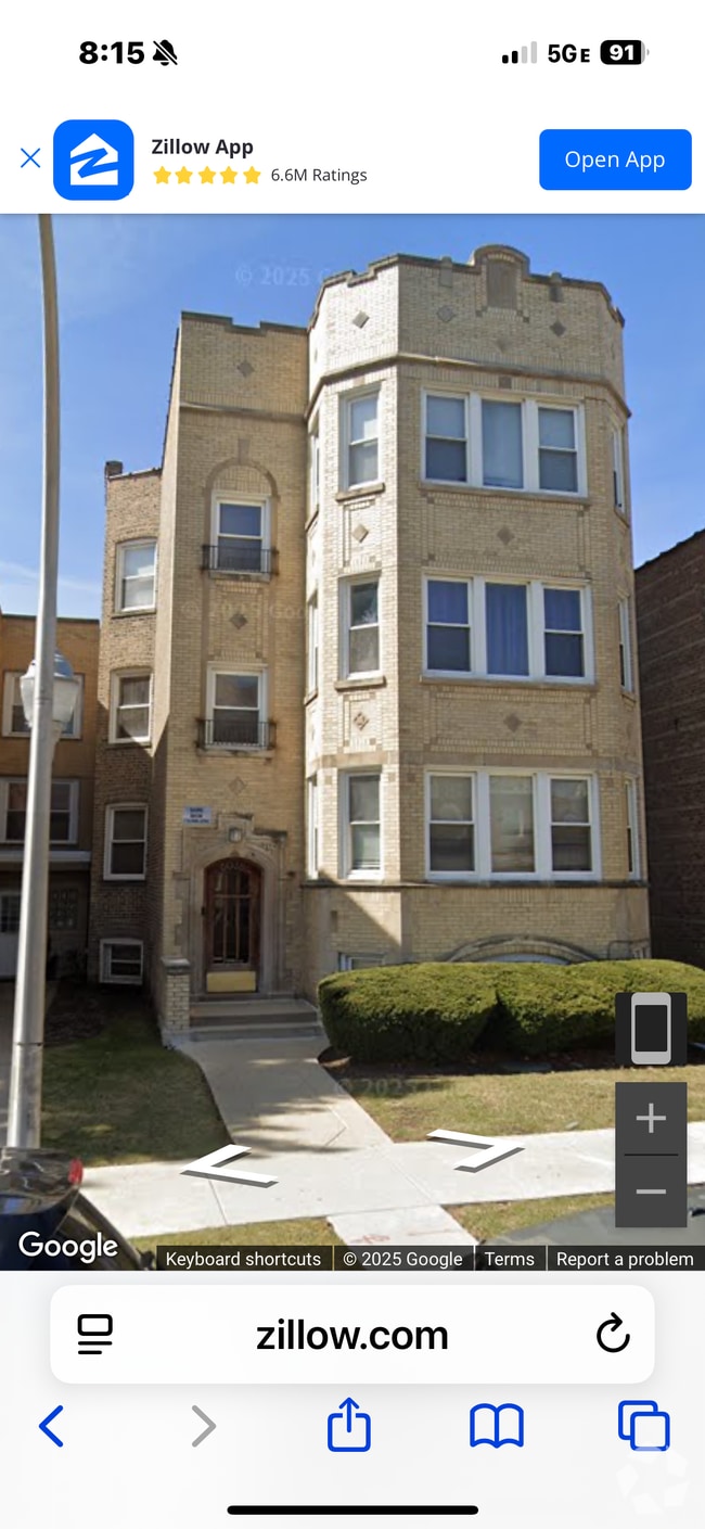Building Photo - 6038 N Mozart St