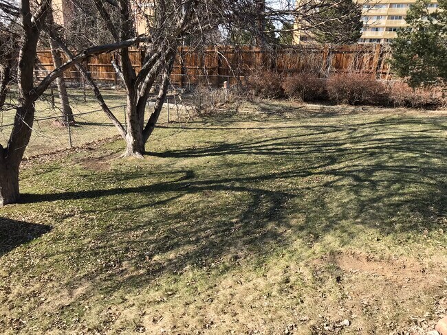 Foto del edificio - 7991 E Hampden Cir