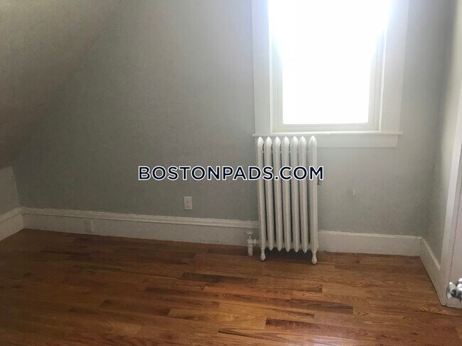 Foto del edificio - 240 Crescent St.