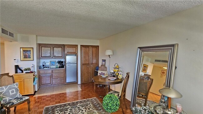 Building Photo - 24055 Paseo Del Lago