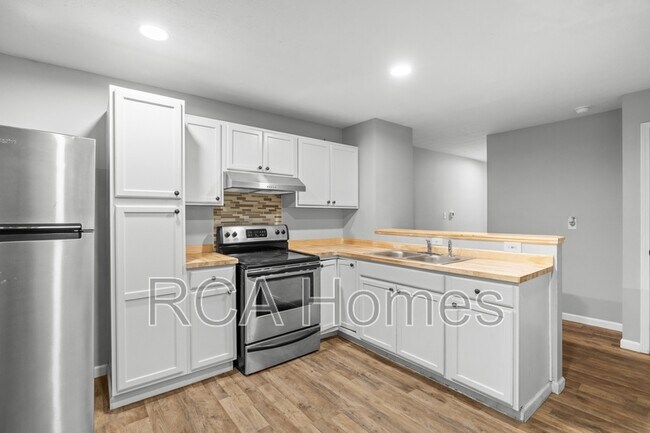 Foto del edificio - 834 W 26th St