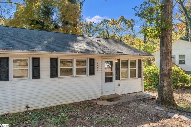 Building Photo - 409 Yardley Ct