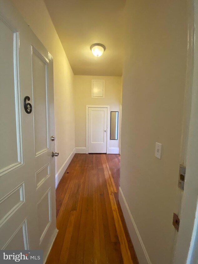 814 Park Ave Unit 6, Baltimore, MD 21201 Apartment for Rent in