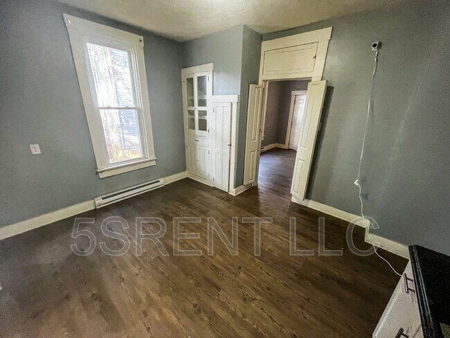 Foto del edificio - 406 Gray Ave