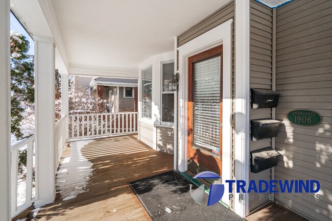 Building Photo - 1712 W 31st St