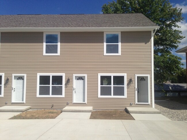 Building Photo - 68115 Tinmar Dr