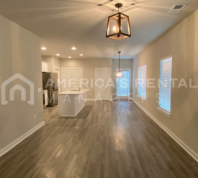 Building Photo - Home for Rent in Cullman, AL.. View with 48 Hours Notice!
