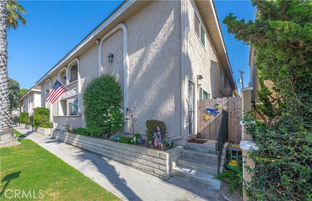 Building Photo - 208 19th St