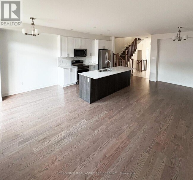 Photo du bâtiment - 606 Rathburn Ln