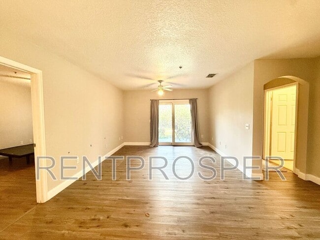 Foto del edificio - 6530 Swissco Dr