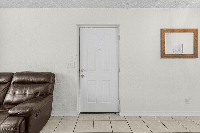 Foto del edificio - 13545 Eagle Ridge Dr