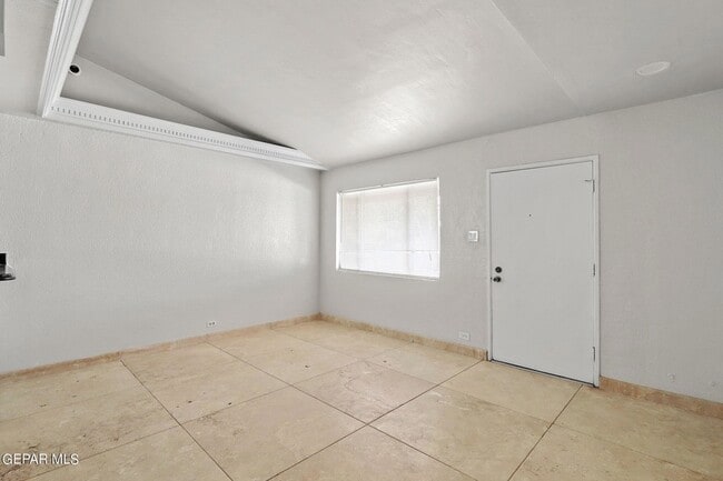 Building Photo - 1224 Kentucky St