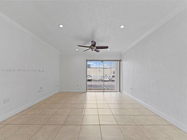 Foto del edificio - 7220 SW 94th Pl
