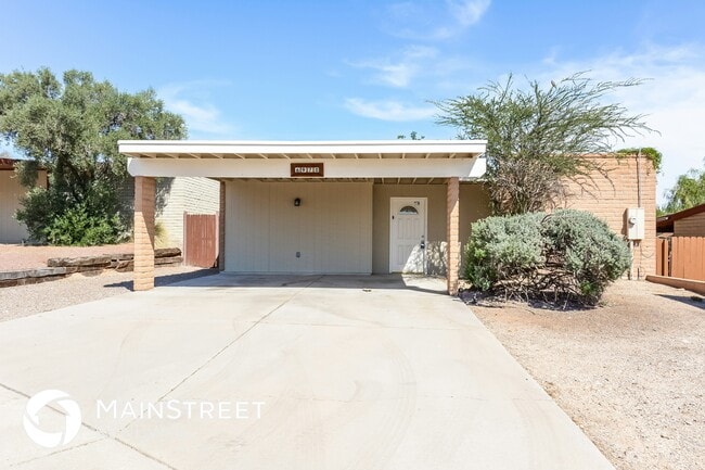 Building Photo - 6970 N Asterion Ln