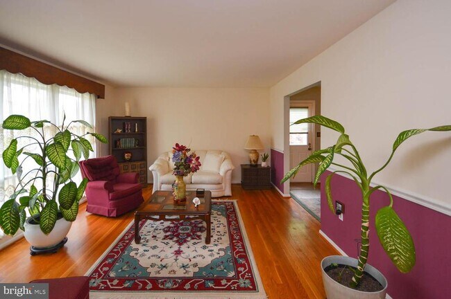 Foto del edificio - 13113 Burleigh St