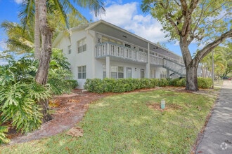 Building Photo - 177 Newport Dr