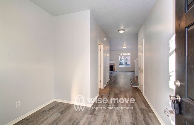 Foto del edificio - Whipple Creek 4 Bedroom with Bonus Room!