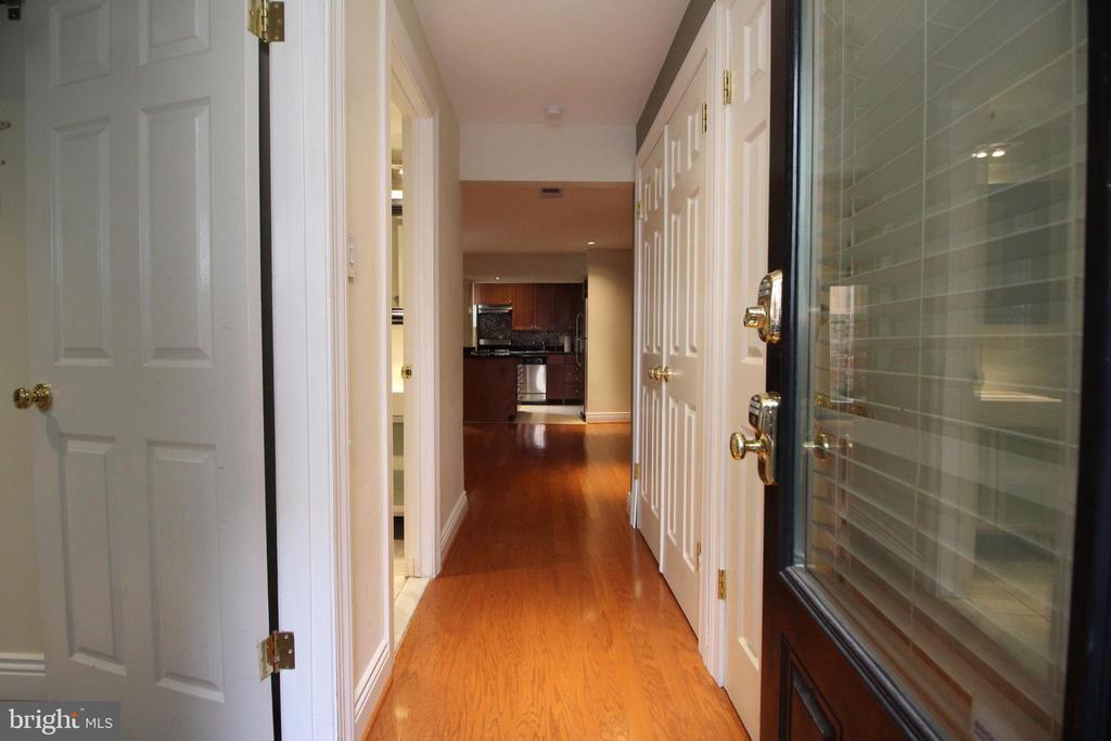 Primary Photo - 1809 Riggs Pl NW