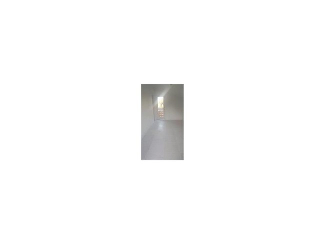 Building Photo - 3015 Spinks Rd