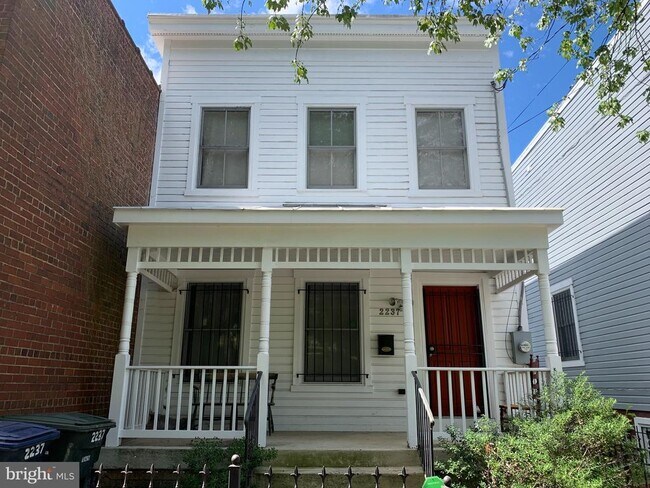 Foto del edificio - 2237 14th St SE