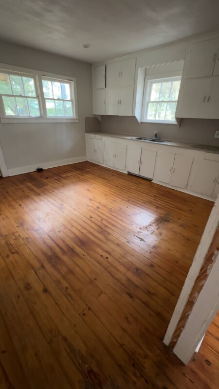 Foto del edificio - 664 Black Walnut Rd