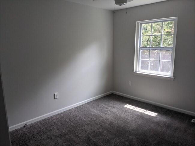 Building Photo - 8613 Colston Ct