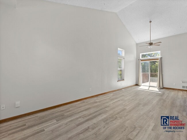 Building Photo - Newly Updated Home in Great Fort Collins L...