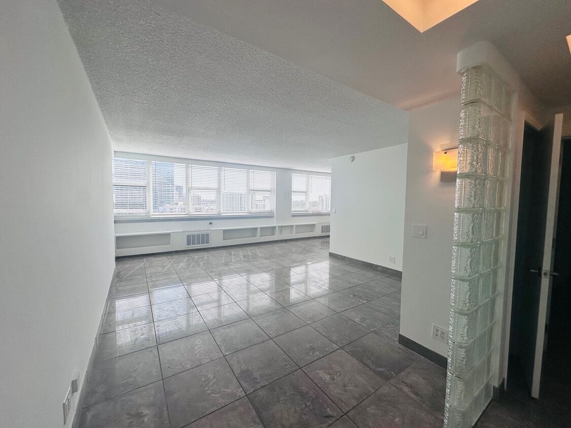 1 Bedroom 1 Bath Ocean View Condo - Steps from Fort Lauderdale Beach! - 1 Bedroom 1 Bath Ocean View Condo - Steps from Fort Lauderdale Beach!