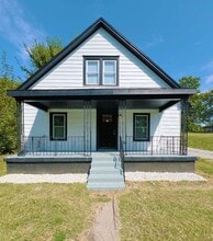 Building Photo - 1712 Greeley Ave