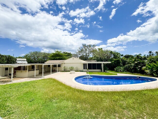Foto del edificio - 835a N. Kalaheo Ave.
