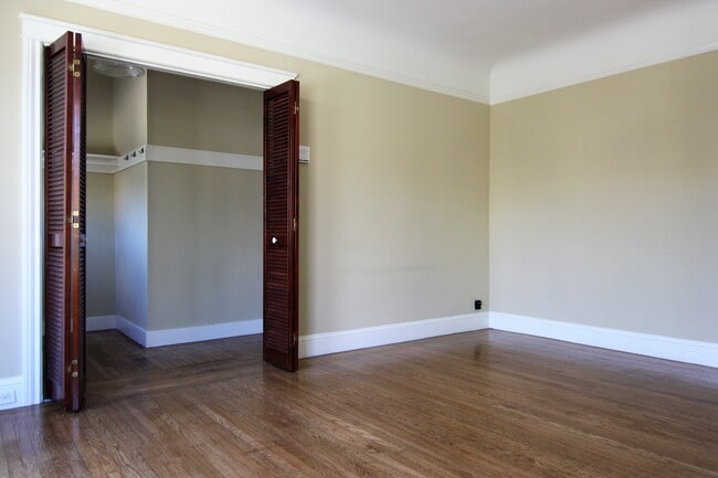 Building Photo - 101 Carmel St