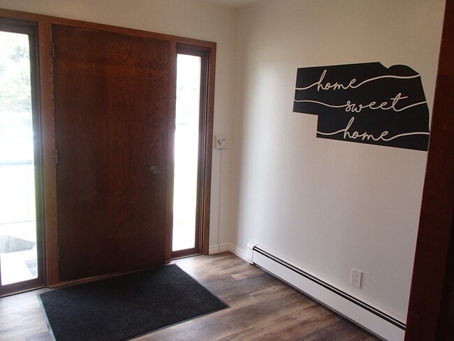 Building Photo - Lightbeam - 334 W 40th Unit 2