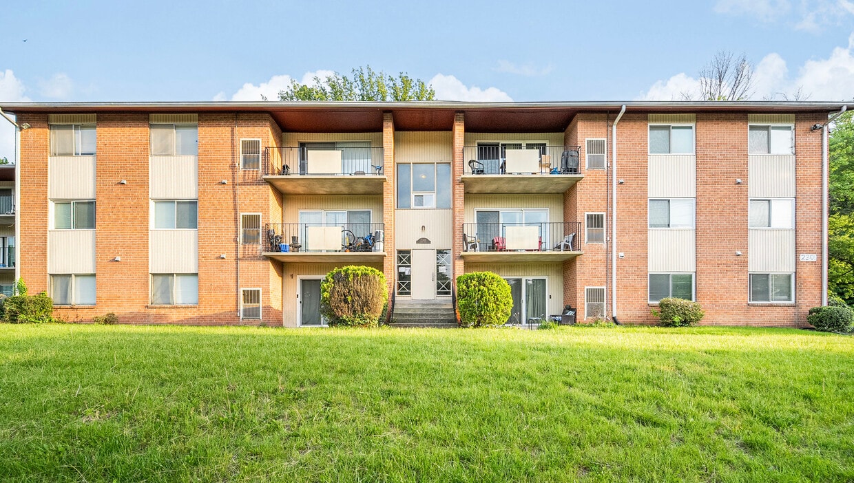 Photo - 2301 Olson St (Hillcrest Heights, MD)