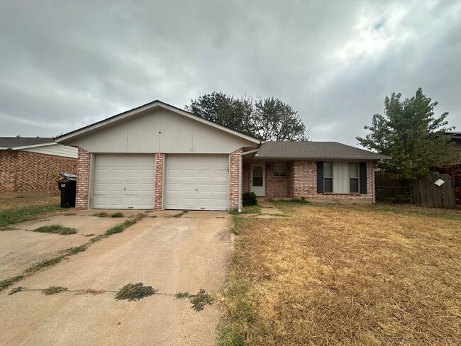 Photo - 910 Craig Dr House
