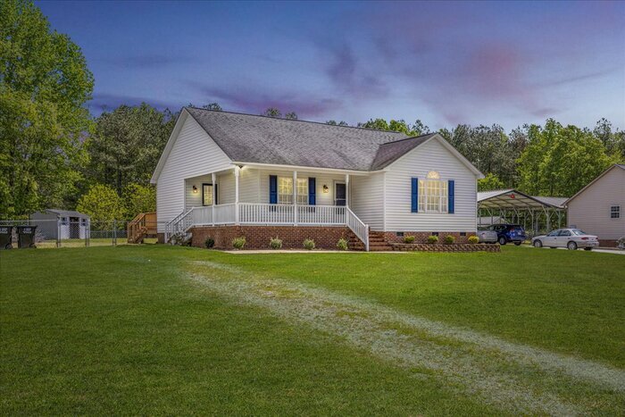 Primary Photo - Clayton Home For Rent