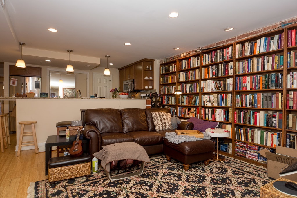 Primary Photo - 1724 Park Rd NW