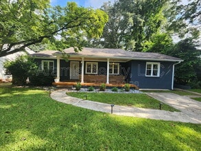 Building Photo - 1222 Crestwood Dr SE